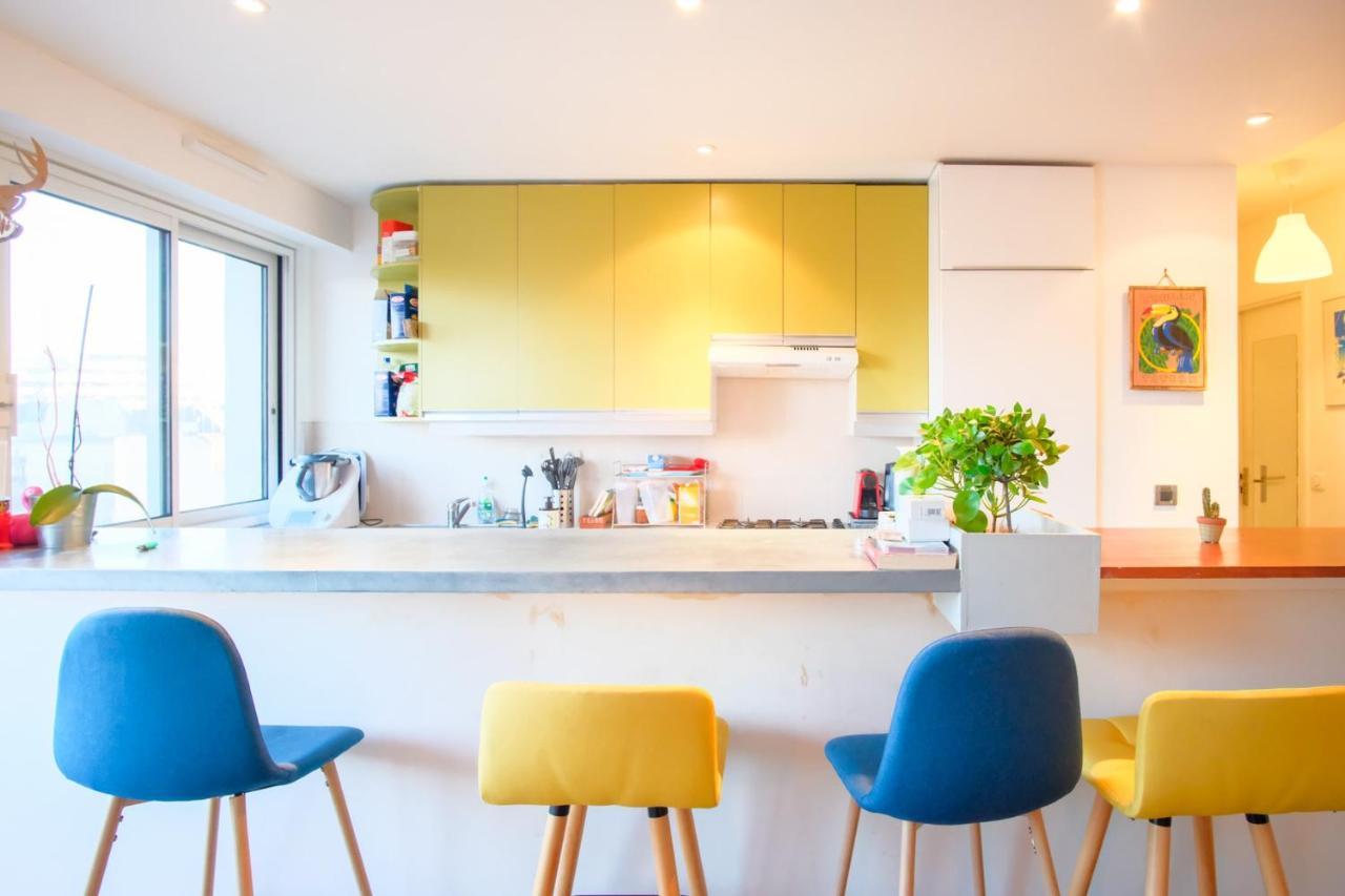 Beautiful And Bright Appt With Eiffel Tower View Apartment Париж Екстериор снимка